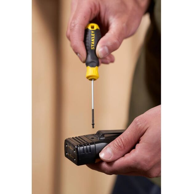 Отвертка Cushion Grip длиной 60 мм с параллельным жалом под шлиц SL 2.5 STANLEY STHT16151-0, фото , зображення 3 | SNABZHENIE.com.ua