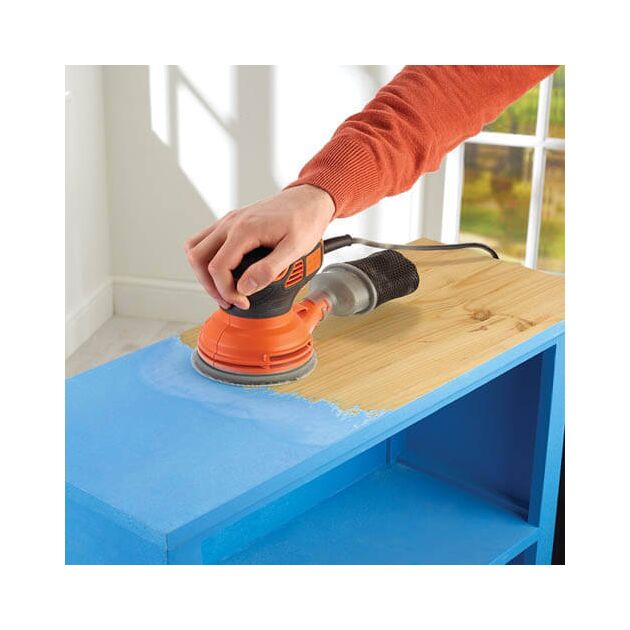 Шліфмашина ексцентрикова BLACK DECKER KA199, фото , зображення 2 | SNABZHENIE.com.ua