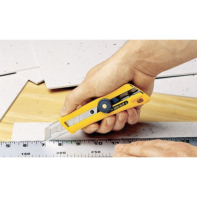 Нож сегментный 18мм OLFA NOL-1 (OF-NOL-1), фото , зображення 2 | SNABZHENIE.com.ua