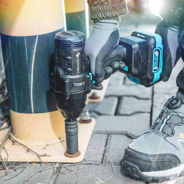 HOEGERT Аккумуляторный бесщеточный ударный гайковерт 1000 Нм 18В, фото , зображення 2 | SNABZHENIE.com.ua