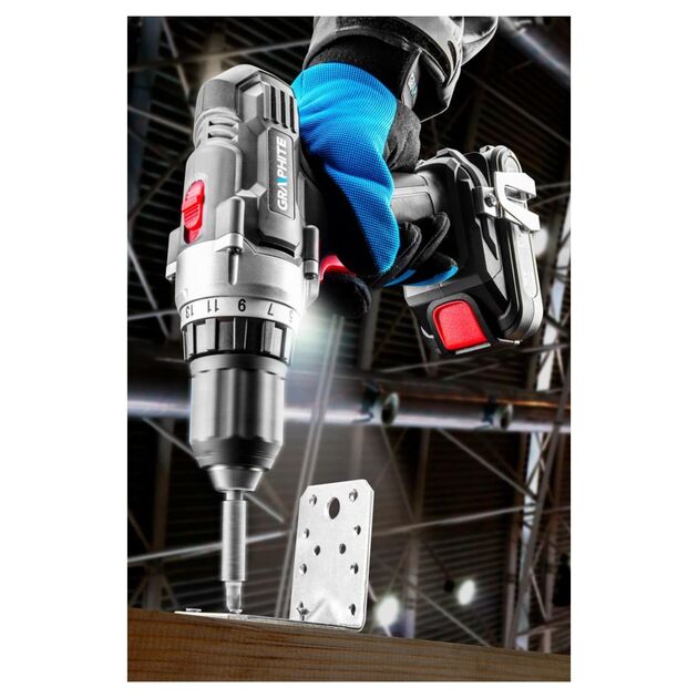 Дриль-шуруповерт акумуляторний Energy+ 18 В, Li-Ion, самозатискний патрон 10 мм GRAPHITE, фото , зображення 3 | SNABZHENIE.com.ua