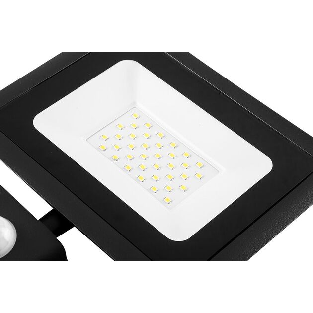 Светильник точечный SMD 30W с датчиком движения 2400 лм 230V NEO, фото , изображение 3 | SNABZHENIE.com.ua