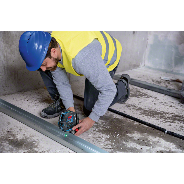 Bosch Нівелір лазерний Professional GCL 2-50 G, до 15 м, ± 0.3 мм/м, з тримачем RM 10, чохлом, мішенню, 0.58 кг, фото , зображення 3 | SNABZHENIE.com.ua