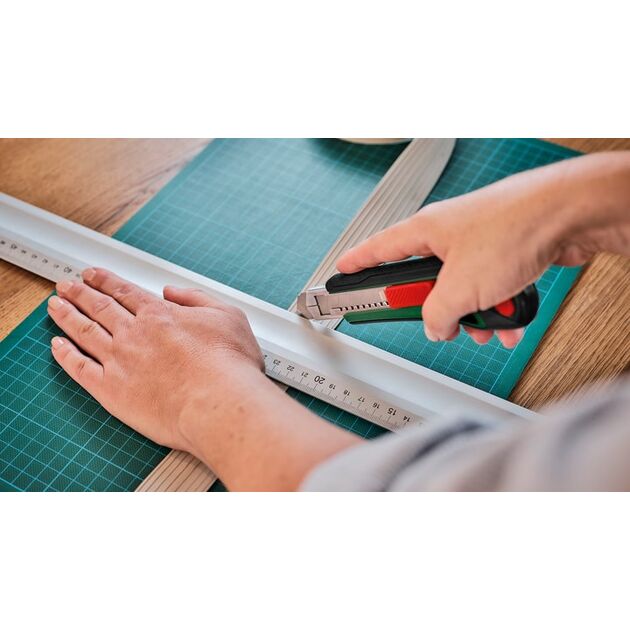 Bosch Ніж, сегментоване лезо, корпус пластик, 195мм, фото , изображение 3 | SNABZHENIE.com.ua