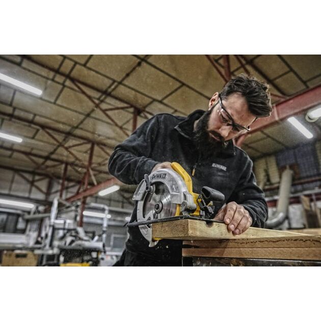 Пила циркулярна DWE560 DeWALT, фото , зображення 3 | SNABZHENIE.com.ua