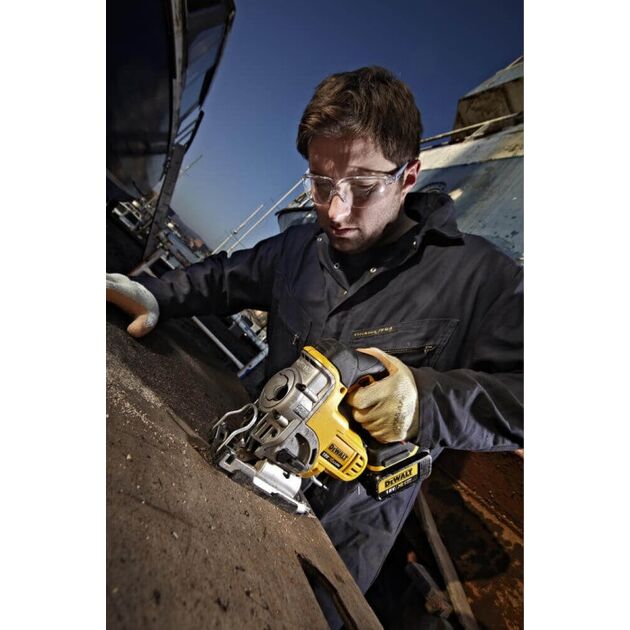 Аккумуляторная лобзиковая пила DeWALT DCS331N, фото , изображение 3 | SNABZHENIE.com.ua