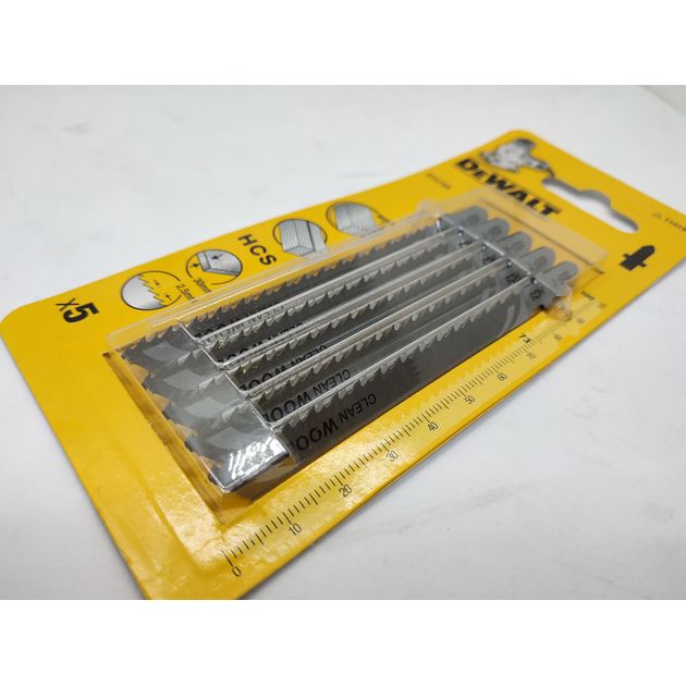 Пилки для лобзика DeWalt T 101 B по дереву, 5 шт, глубина 30 мм, фото , изображение 4 | SNABZHENIE.com.ua Пилки для лобзика DeWalt T 101 B по дереву, 5 шт, глубина 30 мм, фото , изображение 4 | SNABZHENIE.com.ua