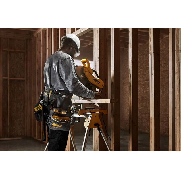 Професійний ремінь з навісними сумками DeWALT DWST40603-1, фото , зображення 2 | SNABZHENIE.com.ua