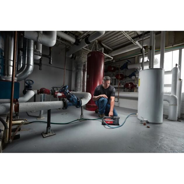 Аккумуляторный насос для воды MILWAUKEE M18 BTP-0, фото , изображение 3 | SNABZHENIE.com.ua