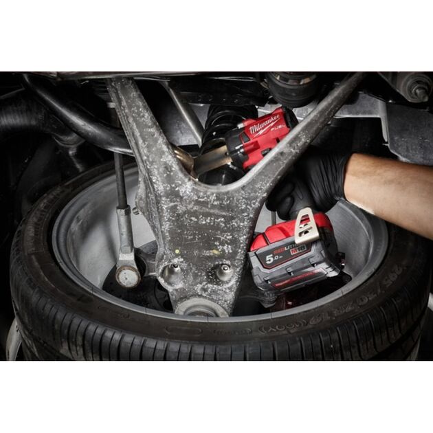 Гайковерт високопотужний MILWAUKEE 1/2 (339 Nm) з фрикційним кільцем M18 FUEL FIW2F12-502X, фото , зображення 5 | SNABZHENIE.com.ua