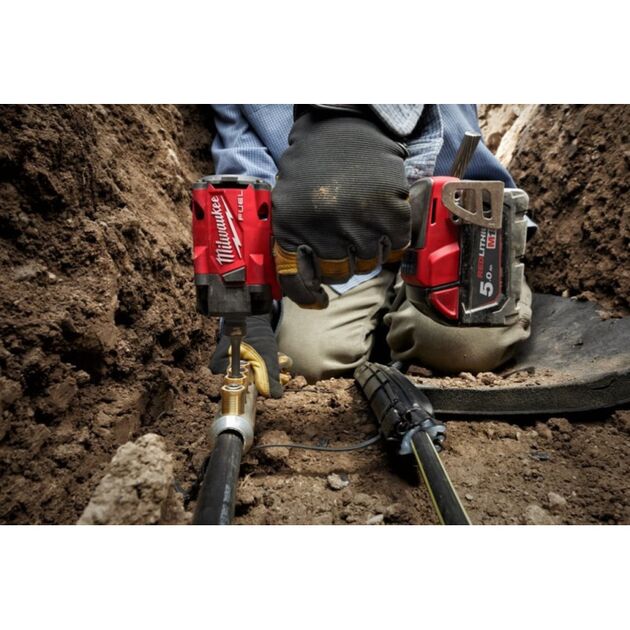 Гайковерт високопотужний MILWAUKEE 1/2 (339 Nm) з фрикційним кільцем M18 FUEL FIW2F12-502X, фото , зображення 8 | SNABZHENIE.com.ua