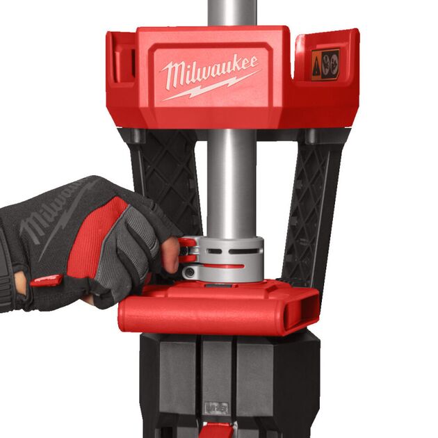 Светодиодный прожектор M18 TRUEVIEW 2800 лм SAL2-0 + сумка в подарок, фото , изображение 9 | SNABZHENIE.com.ua
