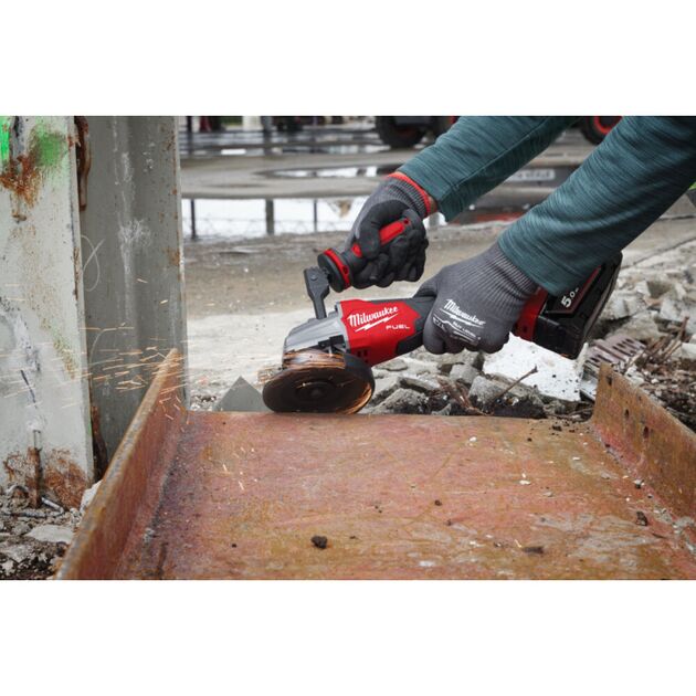 Шлифмашина угловая аккумуляторная 125 мм MILWAUKEE M18 FSAGSVO125X-502X, фото , изображение 8 | SNABZHENIE.com.ua