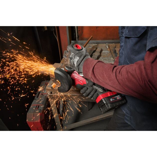 Шлифмашина угловая аккумуляторна MILWAUKEE, M18 FSAG125X-0, Ø125мм + Диск MILWAUKEE DUH 125 (10шт), фото , зображення 3 | SNABZHENIE.com.ua