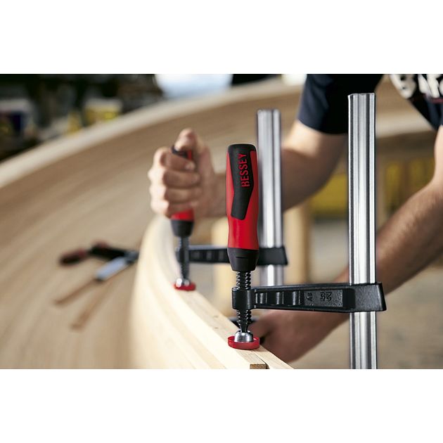 Струбцина BESSEY TG из ковкого чугуна с пластиковой рукояткой 400 мм, фото , изображение 8 | SNABZHENIE.com.ua Струбцина BESSEY TG из ковкого чугуна с пластиковой рукояткой 400 мм, фото , изображение 8 | SNABZHENIE.com.ua