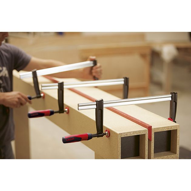 Струбцина BESSEY TPN из ковкого чугуна, пластиковая ручка, 300 мм, фото , изображение 5 | SNABZHENIE.com.ua Струбцина BESSEY TPN из ковкого чугуна, пластиковая ручка, 300 мм, фото , изображение 5 | SNABZHENIE.com.ua