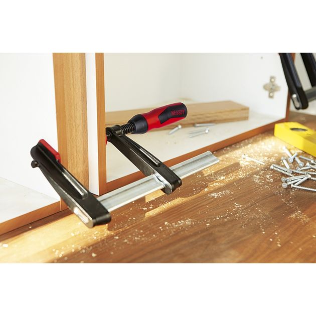 Струбцина TPN 800 из ковкого чугуна с пластиковой рукояткой BESSEY, фото , изображение 2 | SNABZHENIE.com.ua Струбцина TPN 800 из ковкого чугуна с пластиковой рукояткой BESSEY, фото , изображение 2 | SNABZHENIE.com.ua