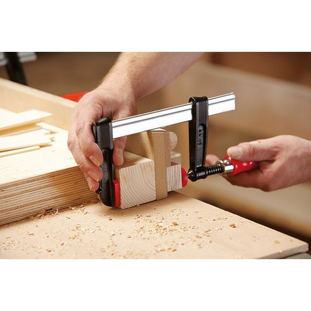Струбцина BESSEY TPN 250 мм из ковкого чугуна с дерев. рукояткой, фото , изображение 3 | SNABZHENIE.com.ua Струбцина BESSEY TPN 250 мм из ковкого чугуна с дерев. рукояткой, фото , изображение 3 | SNABZHENIE.com.ua