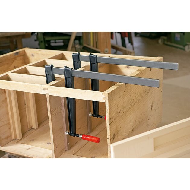 Струбцина TGNT 800 с деревянной рукояткой BESSEY (TGN80T20), фото , изображение 3 | SNABZHENIE.com.ua Струбцина TGNT 800 с деревянной рукояткой BESSEY (TGN80T20), фото , изображение 3 | SNABZHENIE.com.ua