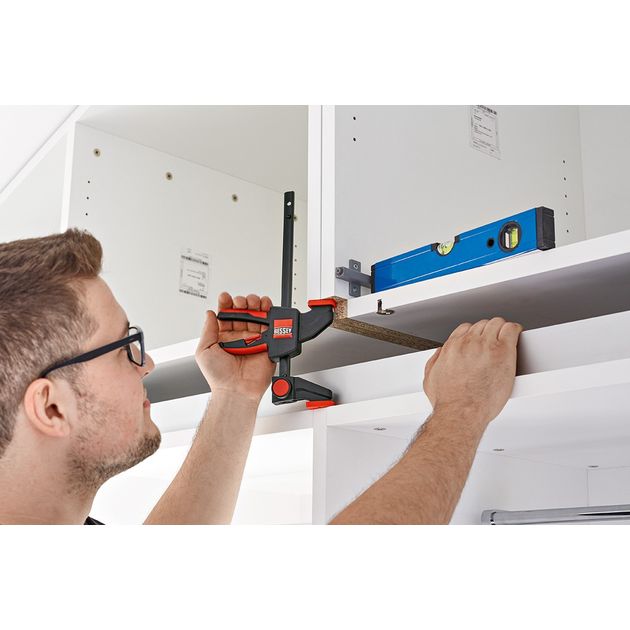 Струбцина EZ 600 EZXL60-9 BESSEY для работы одной рукой, фото , изображение 2 | SNABZHENIE.com.ua Струбцина EZ 600 EZXL60-9 BESSEY для работы одной рукой, фото , изображение 2 | SNABZHENIE.com.ua