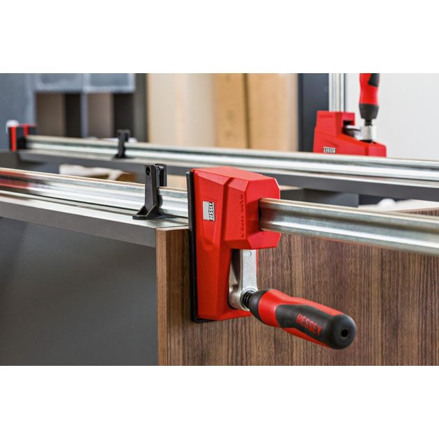 Корпусная струбцина BESSEY REVO KRE 300 KRE30-2K, фото , изображение 13 | SNABZHENIE.com.ua Корпусная струбцина BESSEY REVO KRE 300 KRE30-2K, фото , изображение 13 | SNABZHENIE.com.ua