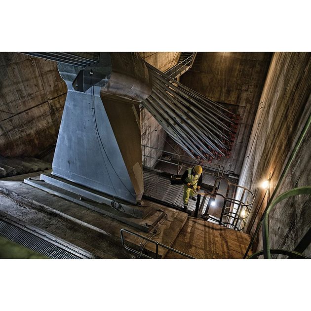 Алмазный диск DeWALT по металлу, 230 мм, 2,1 мм, 22,23 мм, фото , изображение 6 | SNABZHENIE.com.ua