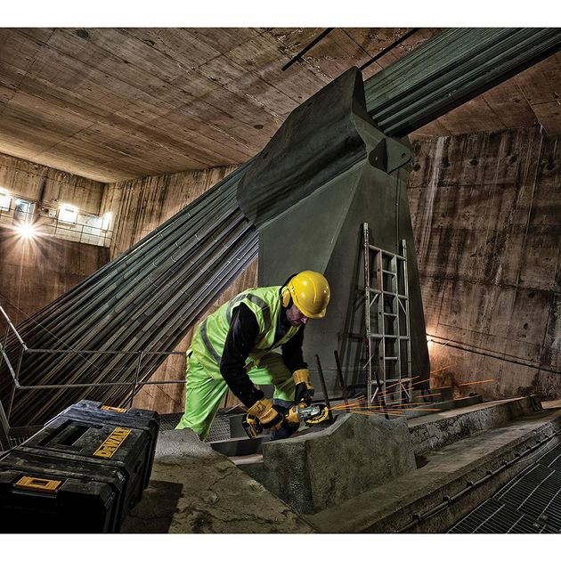 Диск алмазный DeWALT для металла 125 мм, 1,3 мм, 22,23 мм, фото , изображение 3 | SNABZHENIE.com.ua