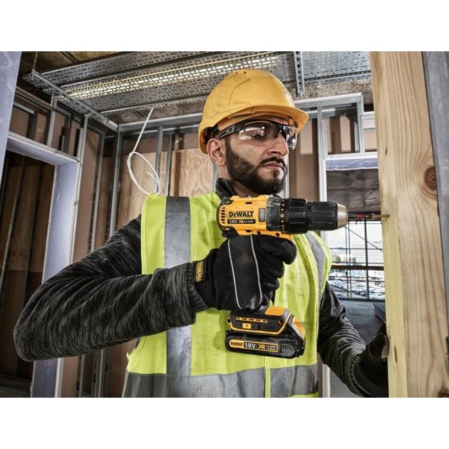 Дрель-шуруповерт акумуляторний безщітковий DeWALT DCD777D2T, фото , зображення 6 | SNABZHENIE.com.ua Дрель-шуруповерт акумуляторний безщітковий DeWALT DCD777D2T, фото , зображення 6 | SNABZHENIE.com.ua