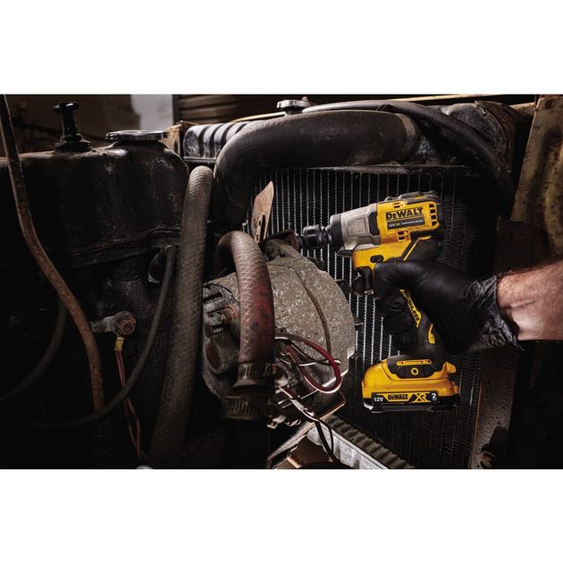 Гайковерт ударний акумуляторний безщітковий DeWALT DCF902D2, фото , зображення 11 | SNABZHENIE.com.ua Гайковерт ударний акумуляторний безщітковий DeWALT DCF902D2, фото , зображення 11 | SNABZHENIE.com.ua