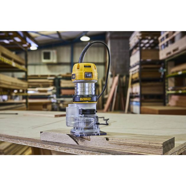 Фрезер окантовочний DeWALT D26200, фото , зображення 7 | SNABZHENIE.com.ua Фрезер окантовочний DeWALT D26200, фото , зображення 7 | SNABZHENIE.com.ua