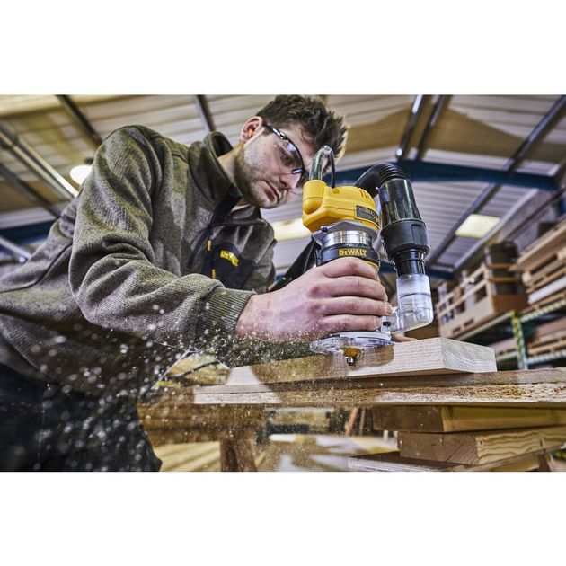 Фрезер окантовочний DeWALT D26200, фото , зображення 10 | SNABZHENIE.com.ua Фрезер окантовочний DeWALT D26200, фото , зображення 10 | SNABZHENIE.com.ua