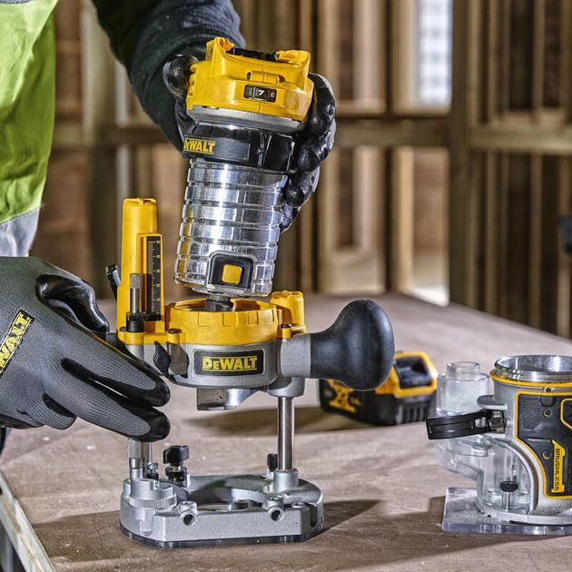 Бесщеточный аккумуляторный фрезер DeWALT DCW604P2, фото , изображение 3 | SNABZHENIE.com.ua