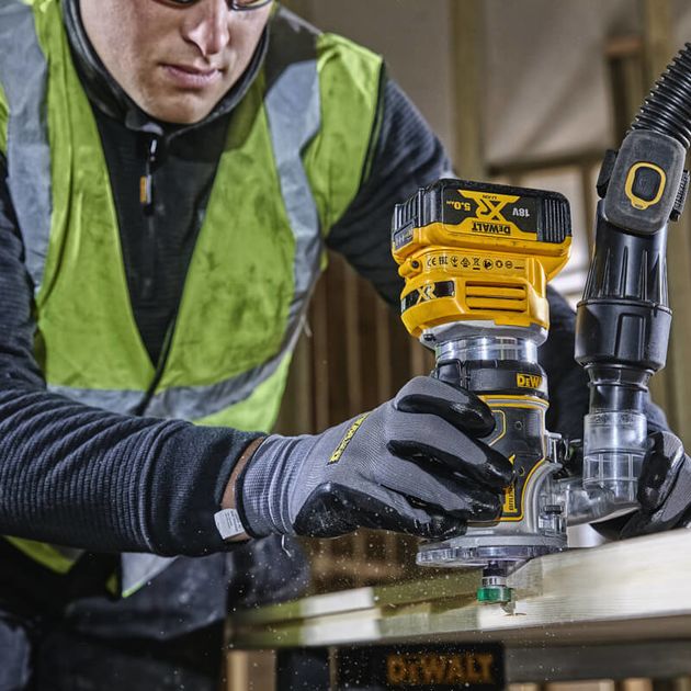 Бесщеточный аккумуляторный фрезер DeWALT DCW604P2, фото , изображение 4 | SNABZHENIE.com.ua