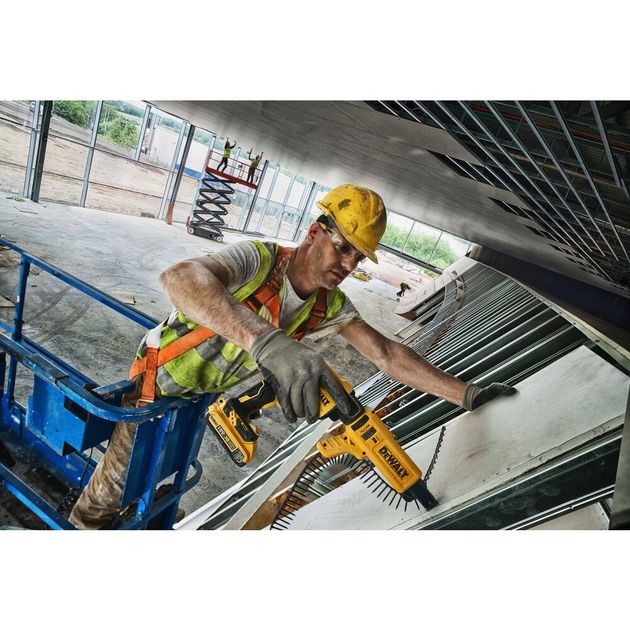 Шуруповерт акумуляторний безщітковий DeWALT DCF620N, фото , зображення 5 | SNABZHENIE.com.ua Шуруповерт акумуляторний безщітковий DeWALT DCF620N, фото , зображення 5 | SNABZHENIE.com.ua