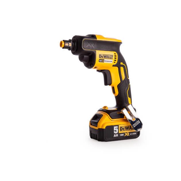 Аккумуляторный шуруповерт DeWALT DCF620P2K, фото , изображение 3 | SNABZHENIE.com.ua Аккумуляторный шуруповерт DeWALT DCF620P2K, фото , изображение 3 | SNABZHENIE.com.ua