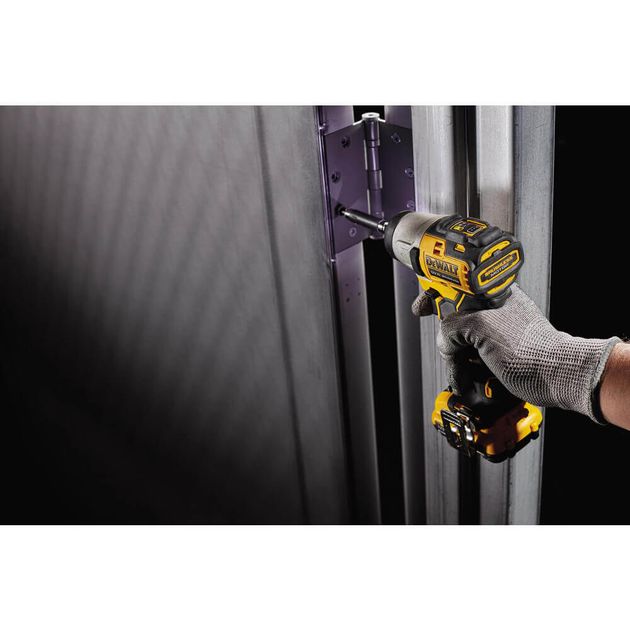 Шуруповерт акумуляторний ударний безщітковий DeWALT DCF801D2, фото , зображення 6 | SNABZHENIE.com.ua Шуруповерт акумуляторний ударний безщітковий DeWALT DCF801D2, фото , зображення 6 | SNABZHENIE.com.ua