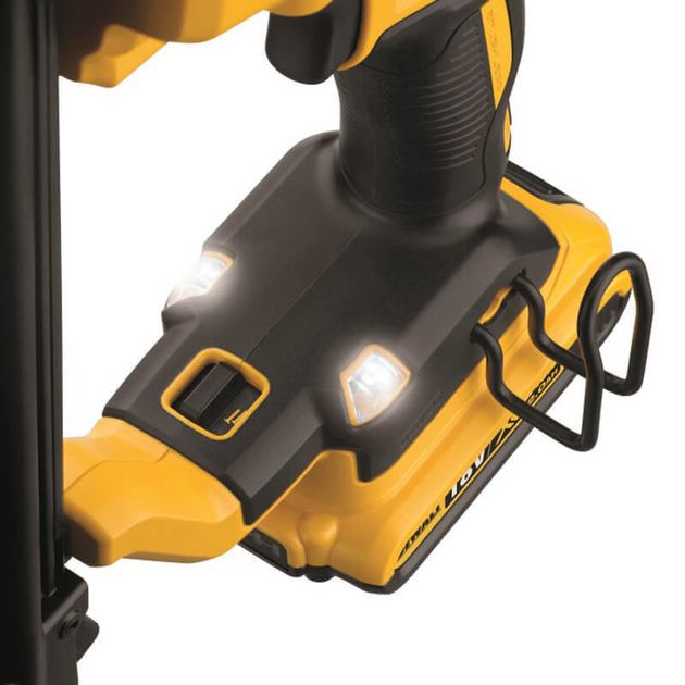 Аккумуляторный гвоздезабиватель DeWALT DCN681D2, фото , изображение 3 | SNABZHENIE.com.ua
