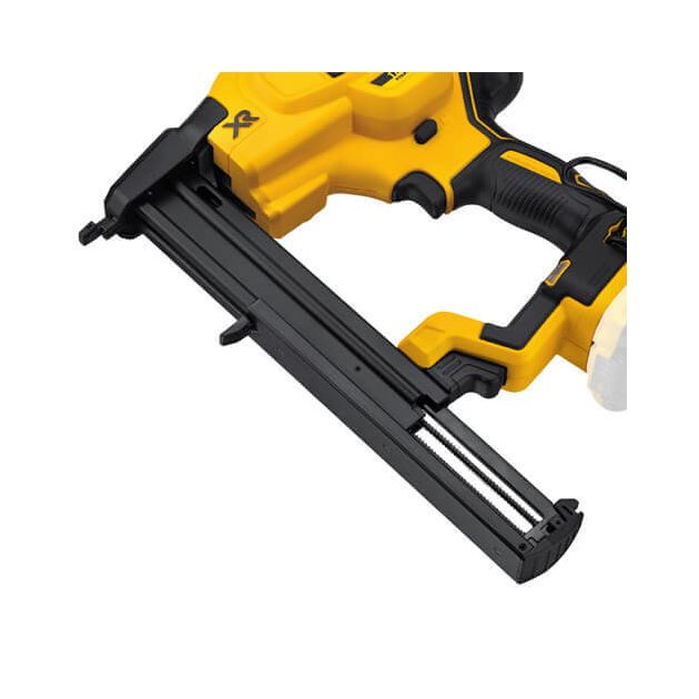 Аккумуляторный гвоздезабиватель DeWALT DCN681N, фото , изображение 2 | SNABZHENIE.com.ua