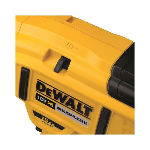 Аккумуляторный гвоздезабиватель DeWALT DCN681N, фото , изображение 6 | SNABZHENIE.com.ua