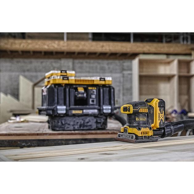 Шліфмашина вібраційна акумуляторна DeWALT DCW200N, фото , зображення 7 | SNABZHENIE.com.ua Шліфмашина вібраційна акумуляторна DeWALT DCW200N, фото , зображення 7 | SNABZHENIE.com.ua