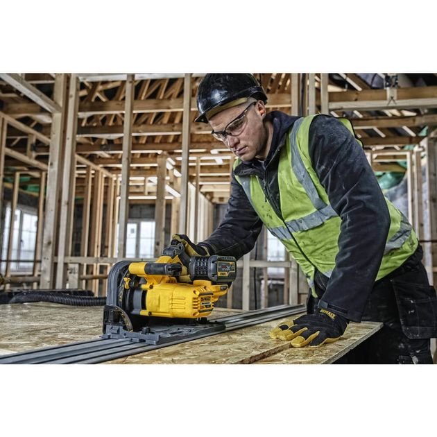 Дисковая погружная аккумуляторная пила DeWALT DCS520T2R, фото , изображение 5 | SNABZHENIE.com.ua Дисковая погружная аккумуляторная пила DeWALT DCS520T2R, фото , изображение 5 | SNABZHENIE.com.ua