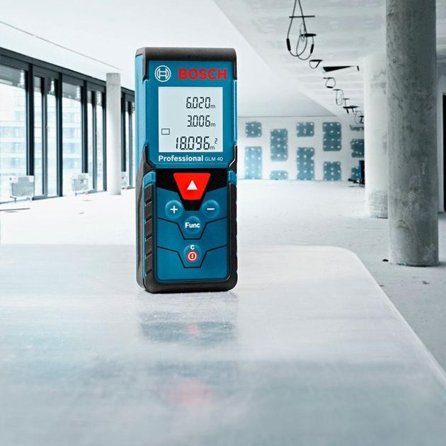 Лазерный дальномер GLM 40 BOSCH (0601072900), фото , изображение 2 | SNABZHENIE.com.ua Лазерный дальномер GLM 40 BOSCH (0601072900), фото , изображение 2 | SNABZHENIE.com.ua