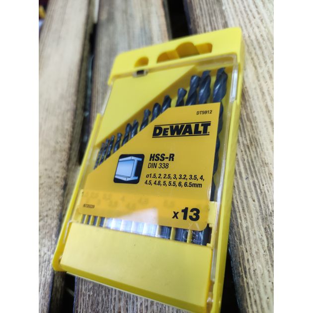 Набір свердл по металу 13 шт. 1,5 - 6,5 мм в пластиковій касеті HSS-R DeWALT (DT5912), фото , зображення 4 | SNABZHENIE.com.ua