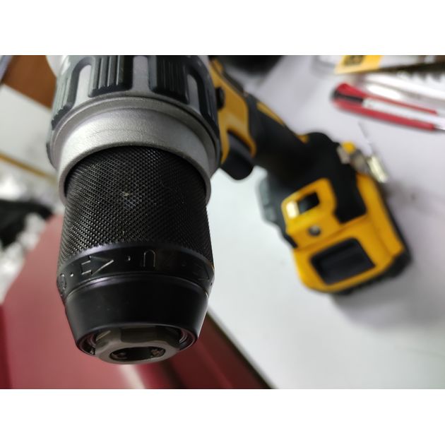 Дрель-шуруповерт акумуляторний безщітковий ударний DeWALT DCD996P3K, фото , зображення 12 | SNABZHENIE.com.ua Дрель-шуруповерт акумуляторний безщітковий ударний DeWALT DCD996P3K, фото , зображення 12 | SNABZHENIE.com.ua