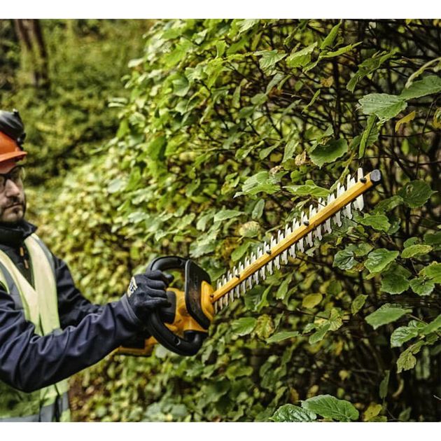 Кусторіз акумуляторний безщітковий DeWALT DCMPH566P1, фото , зображення 7 | SNABZHENIE.com.ua Кусторіз акумуляторний безщітковий DeWALT DCMPH566P1, фото , зображення 7 | SNABZHENIE.com.ua