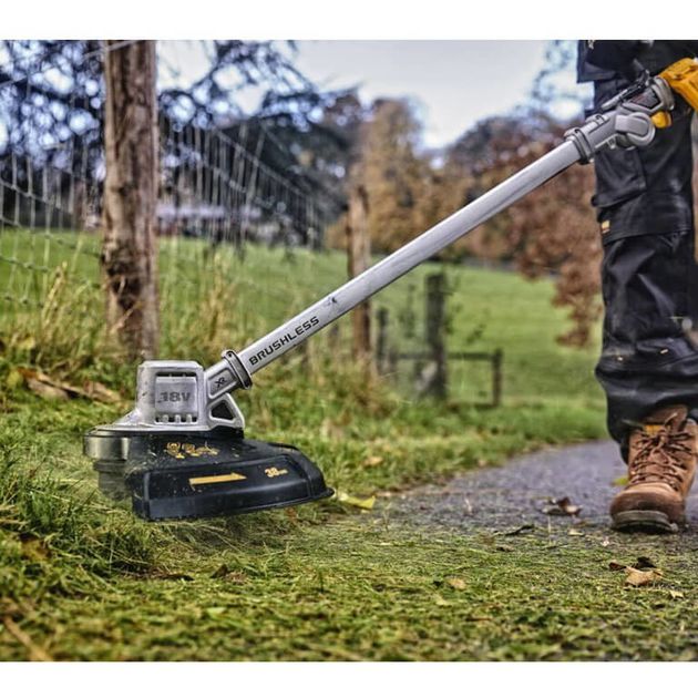 Бесщеточная аккумуляторная коса DeWALT DCMST561P1, фото , изображение 10 | SNABZHENIE.com.ua Бесщеточная аккумуляторная коса DeWALT DCMST561P1, фото , изображение 10 | SNABZHENIE.com.ua