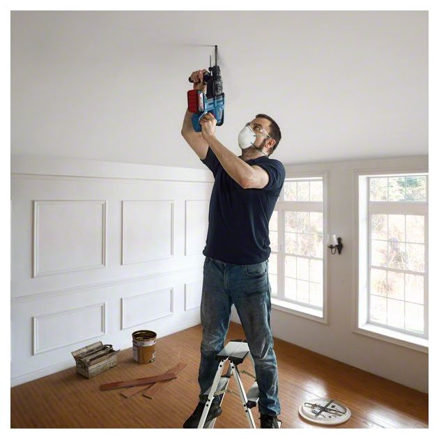 Перфоратор акумуляторний Li-Ion 18 В GBH 180-LI (2x GBA 18V 4.0 Ah) в кейсі + мультитул Swiss Peak BOSCH, фото , зображення 16 | SNABZHENIE.com.ua Перфоратор акумуляторний Li-Ion 18 В GBH 180-LI (2x GBA 18V 4.0 Ah) в кейсі + мультитул Swiss Peak BOSCH, фото , зображення 16 | SNABZHENIE.com.ua