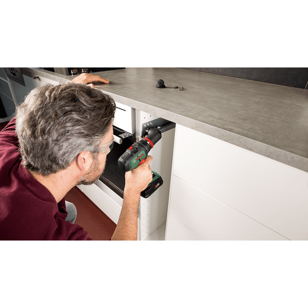 Дрель-шуруповерт Bosch AdvancedDrill18 18 В (2 аккумулятора), фото , изображение 4 | SNABZHENIE.com.ua Дрель-шуруповерт Bosch AdvancedDrill18 18 В (2 аккумулятора), фото , изображение 4 | SNABZHENIE.com.ua