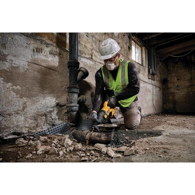 Сабельная пила DeWALT DCS389X2 аккумуляторная, фото , изображение 4 | SNABZHENIE.com.ua Сабельная пила DeWALT DCS389X2 аккумуляторная, фото , изображение 4 | SNABZHENIE.com.ua