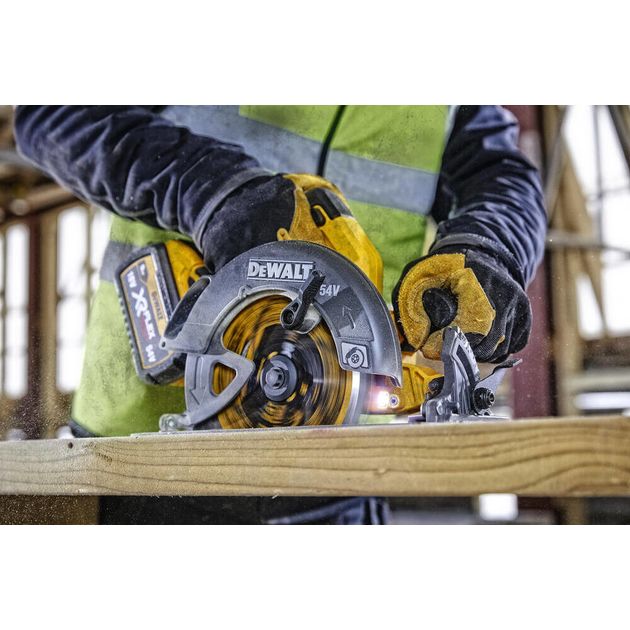 Пила дискова акумуляторна DeWALT DCS578N, фото , зображення 5 | SNABZHENIE.com.ua Пила дискова акумуляторна DeWALT DCS578N, фото , зображення 5 | SNABZHENIE.com.ua